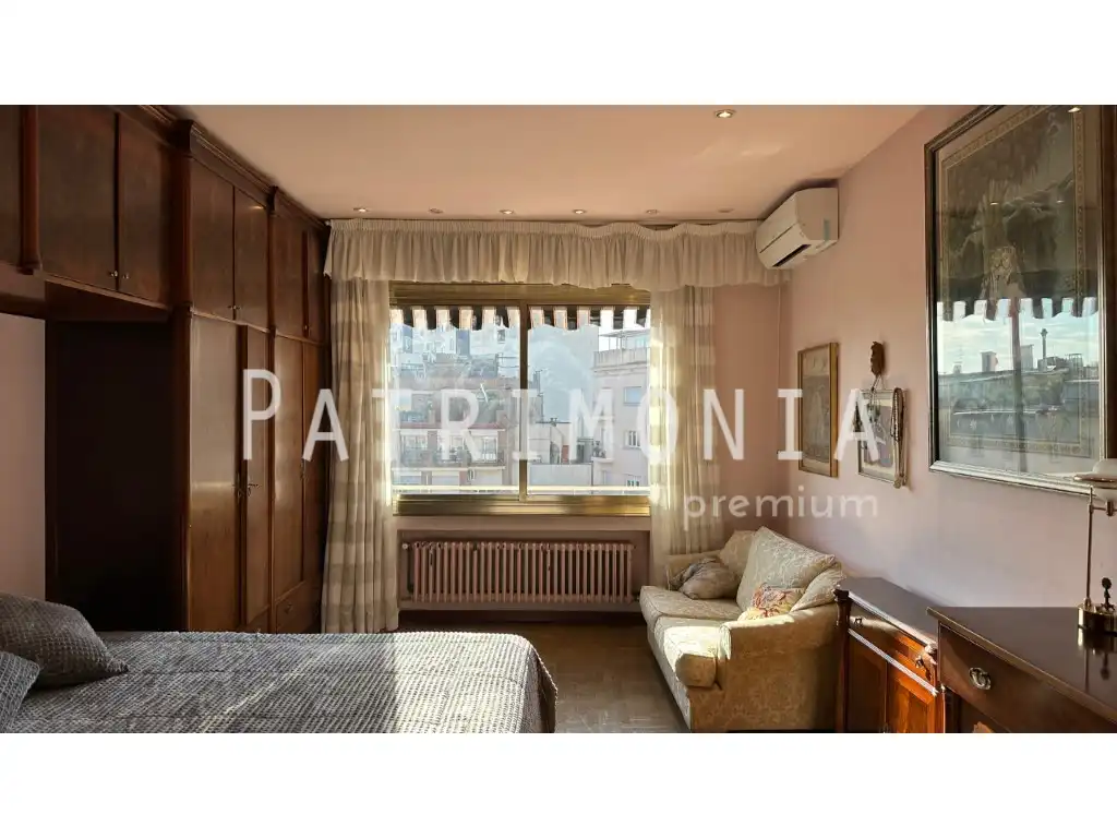 Habitación de Ático en venta en Barcelona
