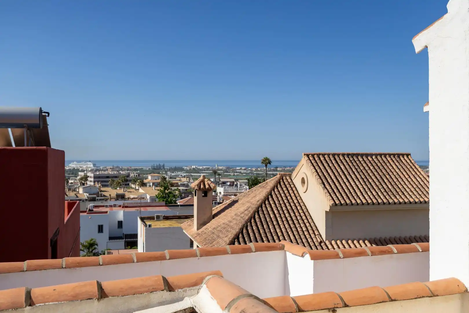 Casa adosada en venta en Calle Calle Aperos del Pilar, Motril ciudad