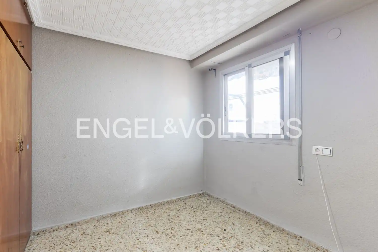 Habitación de Piso en venta en Valencia con Calefacción y Balcón