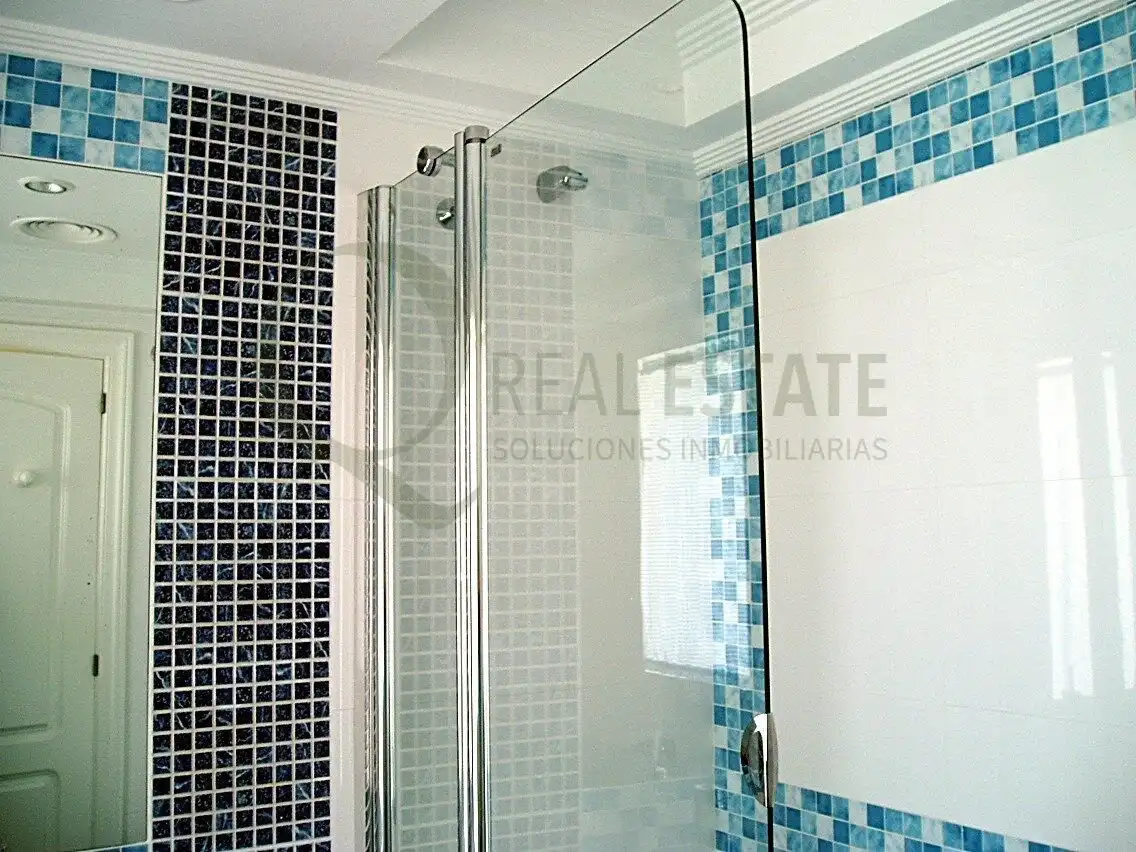 Chalet con terraza en alquiler en Playa de San Juan - El Cabo de las Huertas, imagen 32
