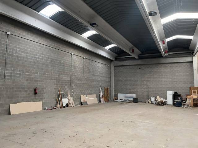 Nave industrial en Venta en Carrer del Perú en Provençals del Poblenou