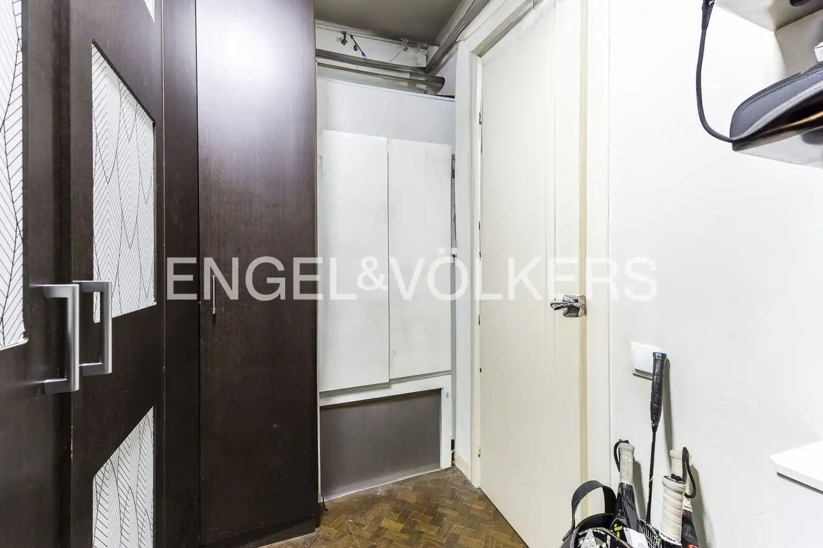 Piso en venta en L'Hospitalet de Llobregat con Aire acondicionado, Calefacción y Parquet