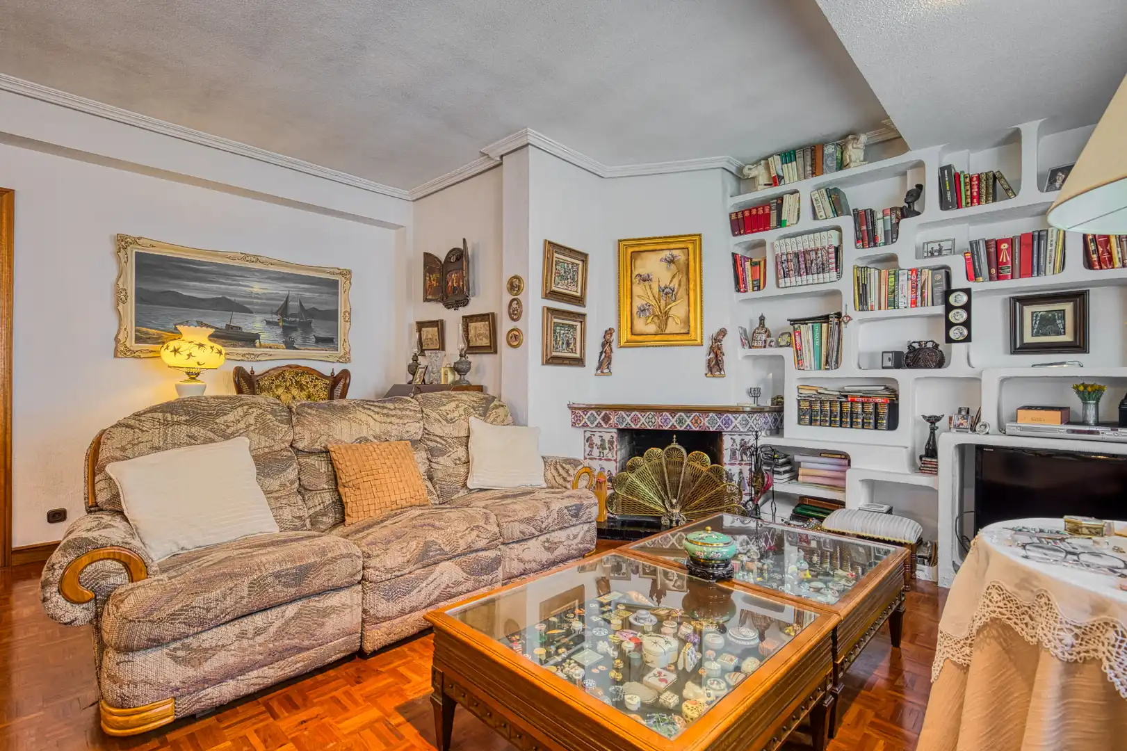 Living room of Flat for sale in Madrid  with Heating and Storage room