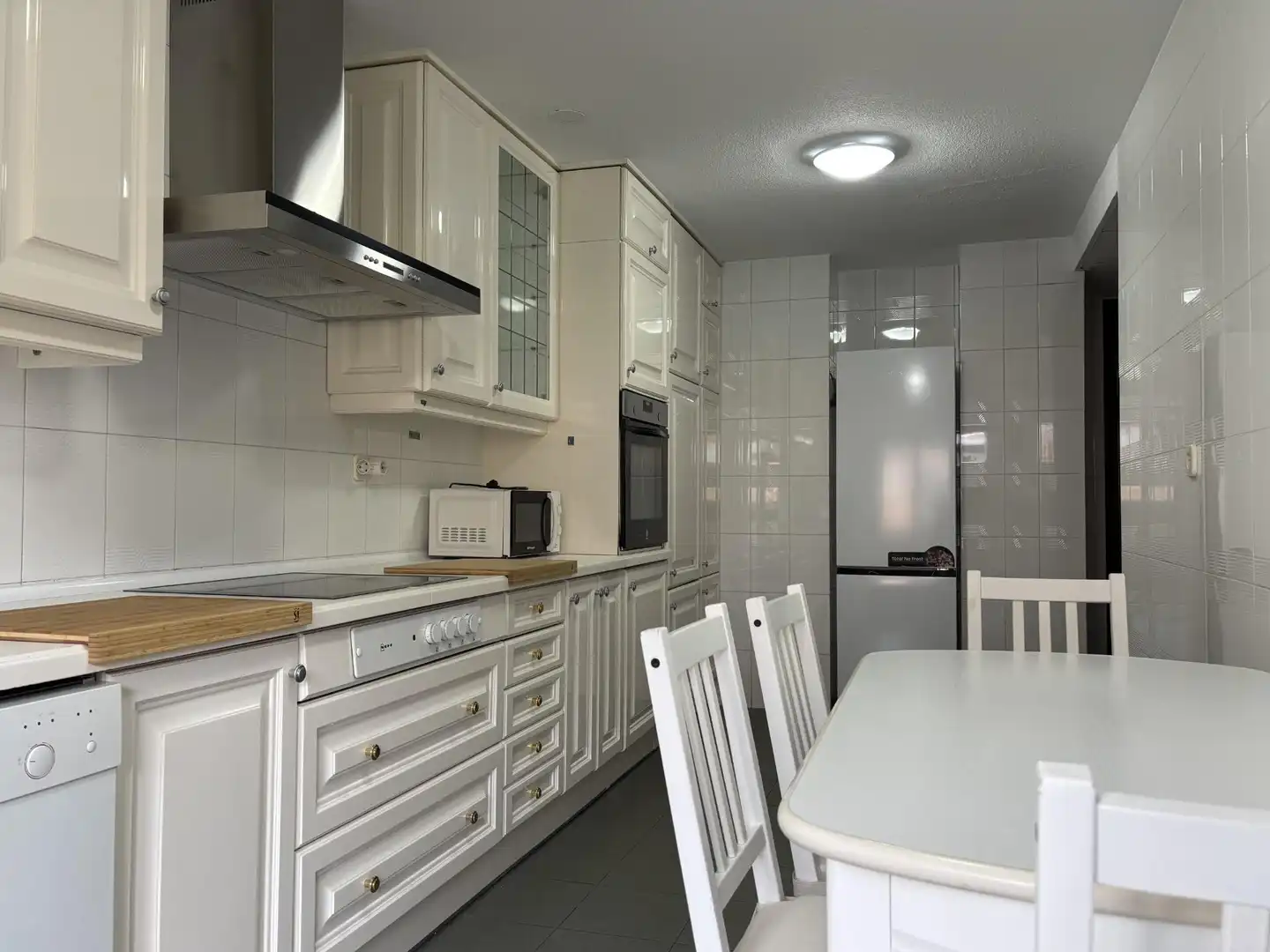 Kitchen of Flat for rent in Madrid  with Air Conditioner, Heating and Parquet flooring