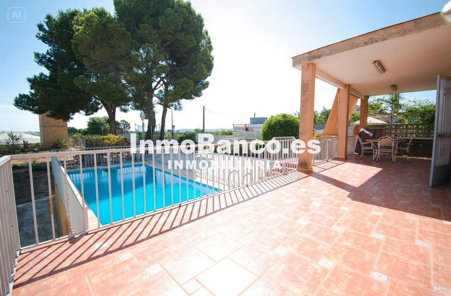 Vista exterior de Casa o xalet en venda en Torrent amb Aire condicionat, Jardí privat i Terrassa