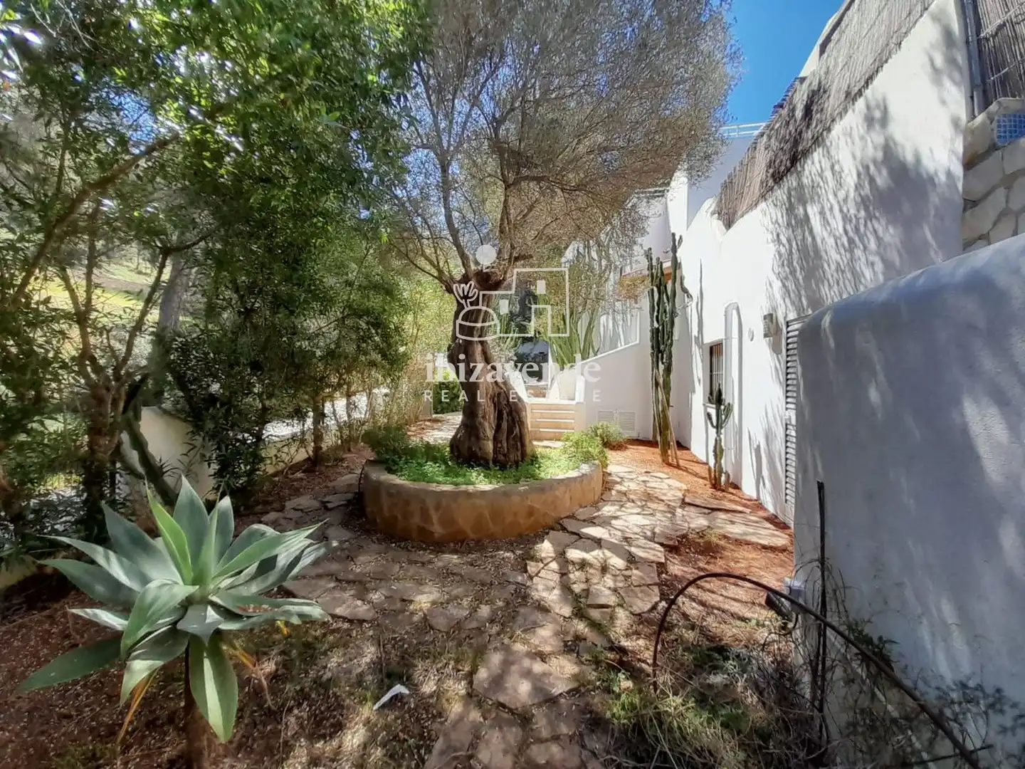 Jardí de Casa o xalet en venda en Santa Eulària des Riu amb Aire condicionat, Calefacció i Piscina