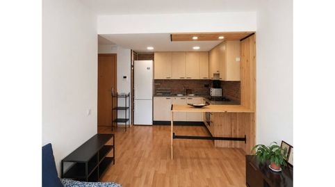 Foto 4 de Piso en venta en Calle Montnegre, Les Arenes - La Grípia Can Montllor, Terrassa
