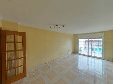 Flat with balcony for sale in Can Mas