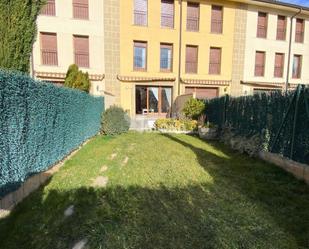 Jardí de Casa o xalet en venda en Sajazarra amb Calefacció, Jardí privat i Terrassa