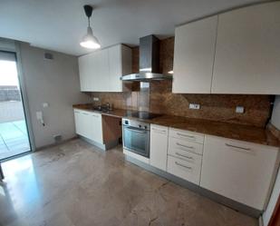 Kitchen of Flat to rent in Girona Capital  with Terrace