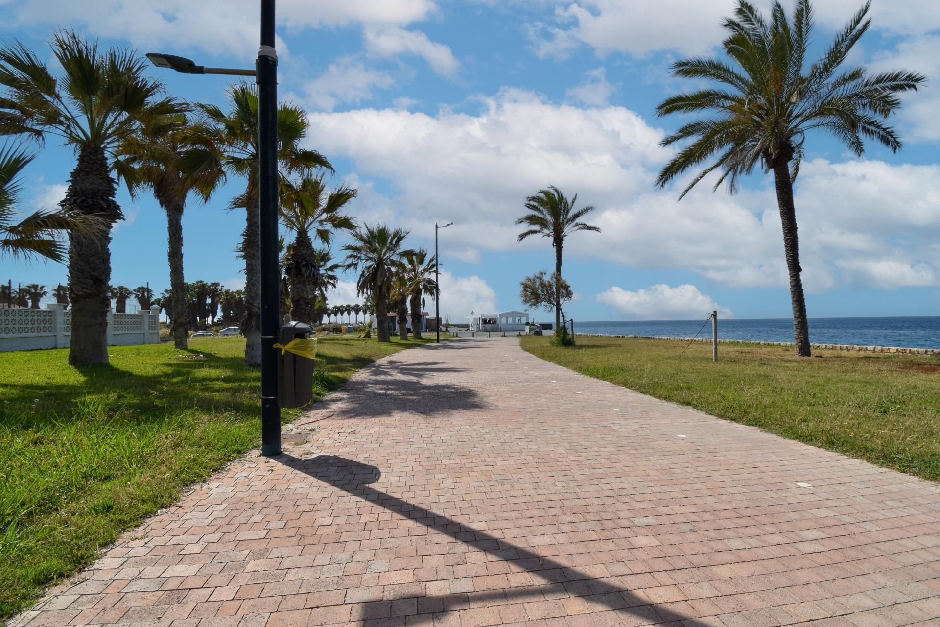 Apartment for sale in Calle MARITIMO, Salobreña Costa