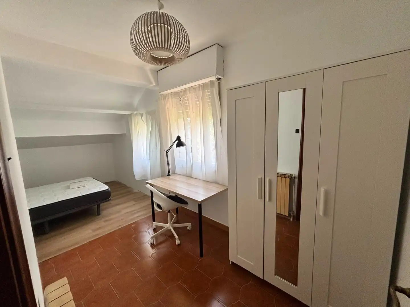 Habitación de Casa o chalet de alquiler en Villaviciosa de Odón con Aire acondicionado, Calefacción y Jardín privado