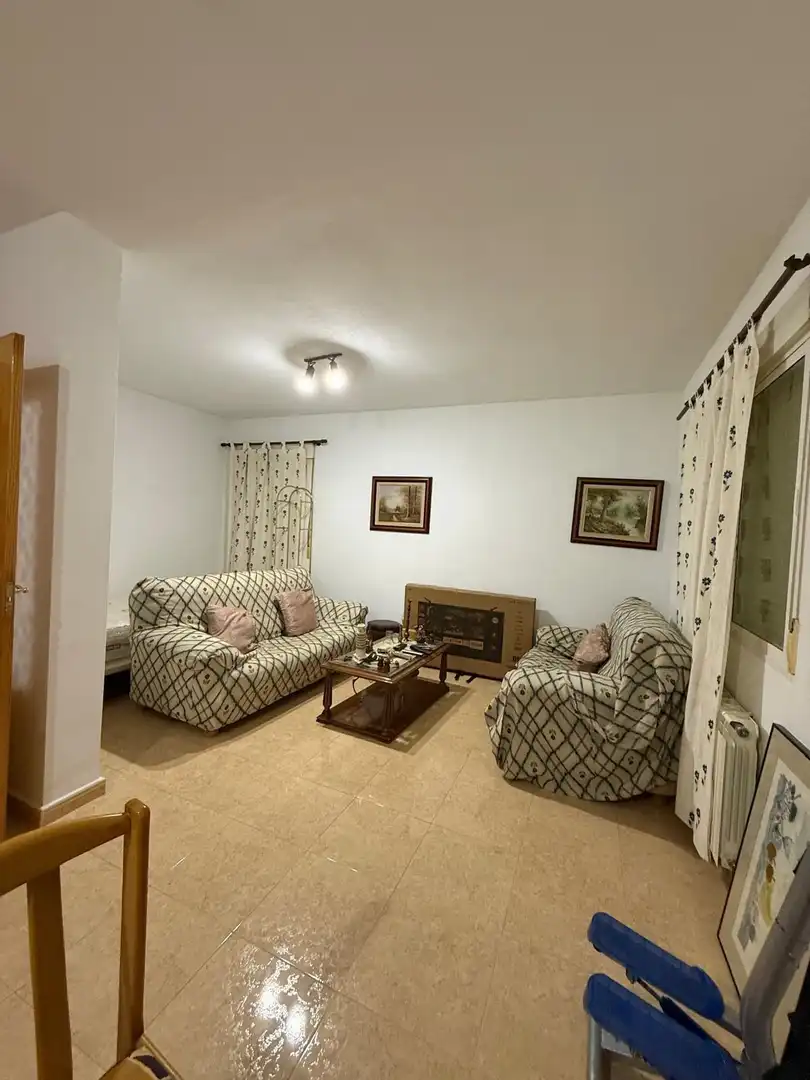 Sala de estar de Casa o chalet en venta en El Casar de Escalona con Calefacción y Trastero