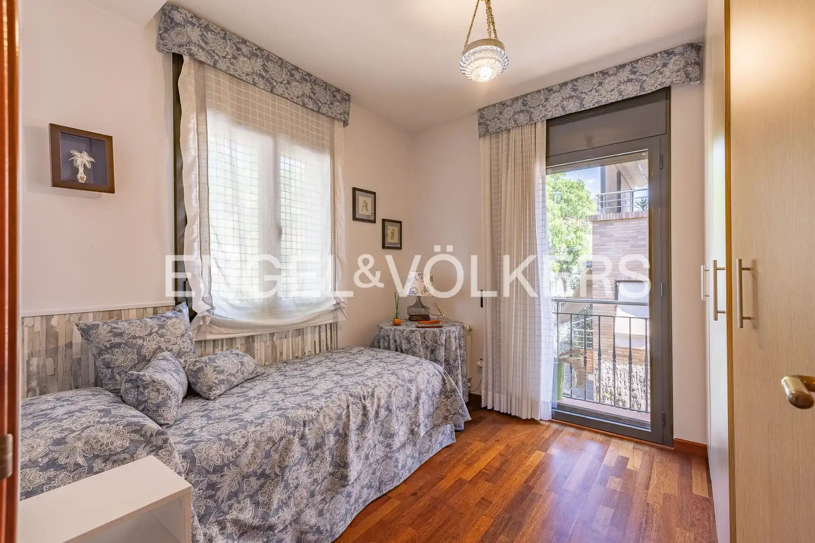 Bedroom of Detached homes for sale in Sant Quirze del Vallès  with Air Conditioner, Heating and Terrace