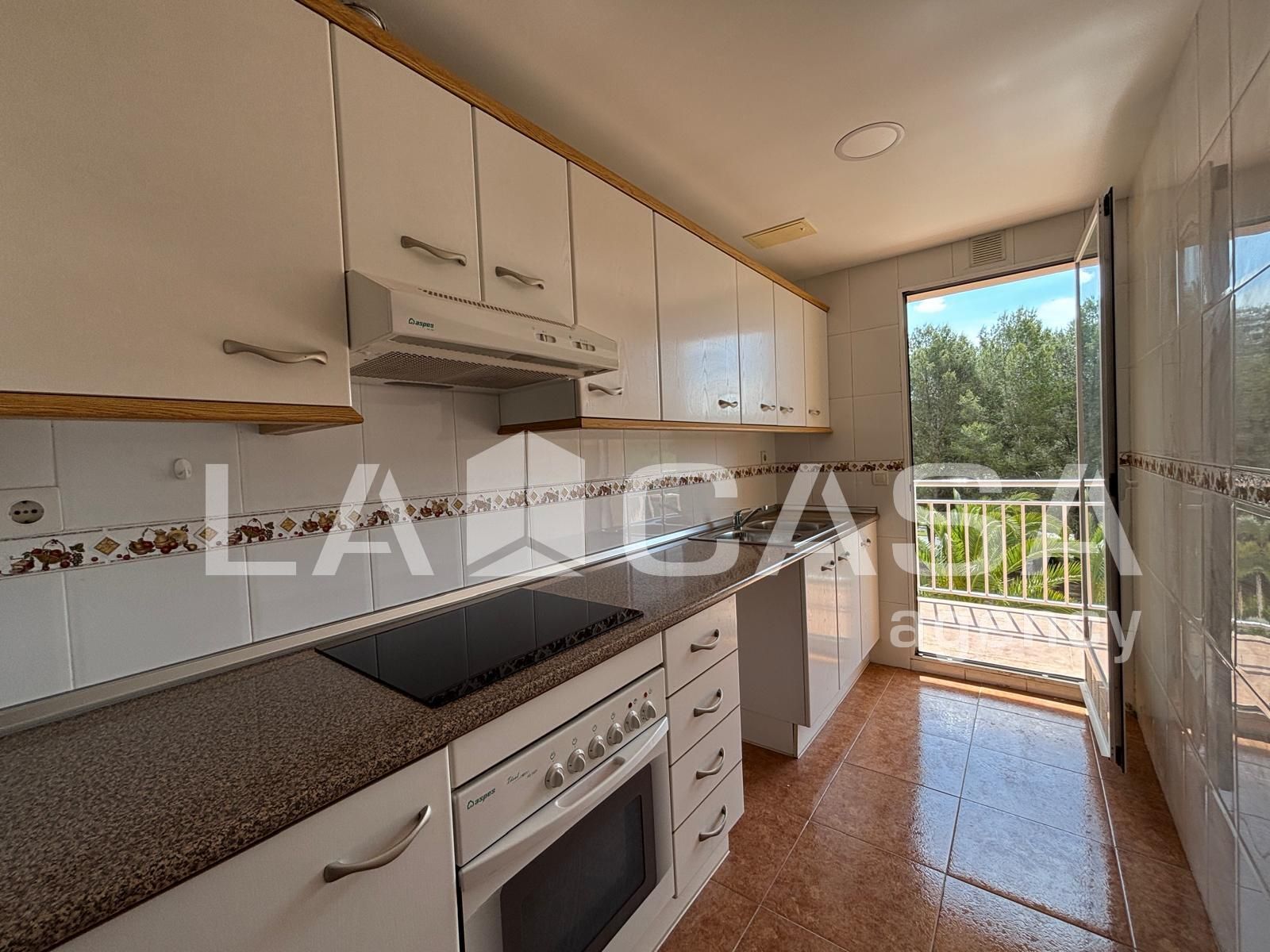 Kitchen of Flat for sale in  Tarragona Capital  with Balcony