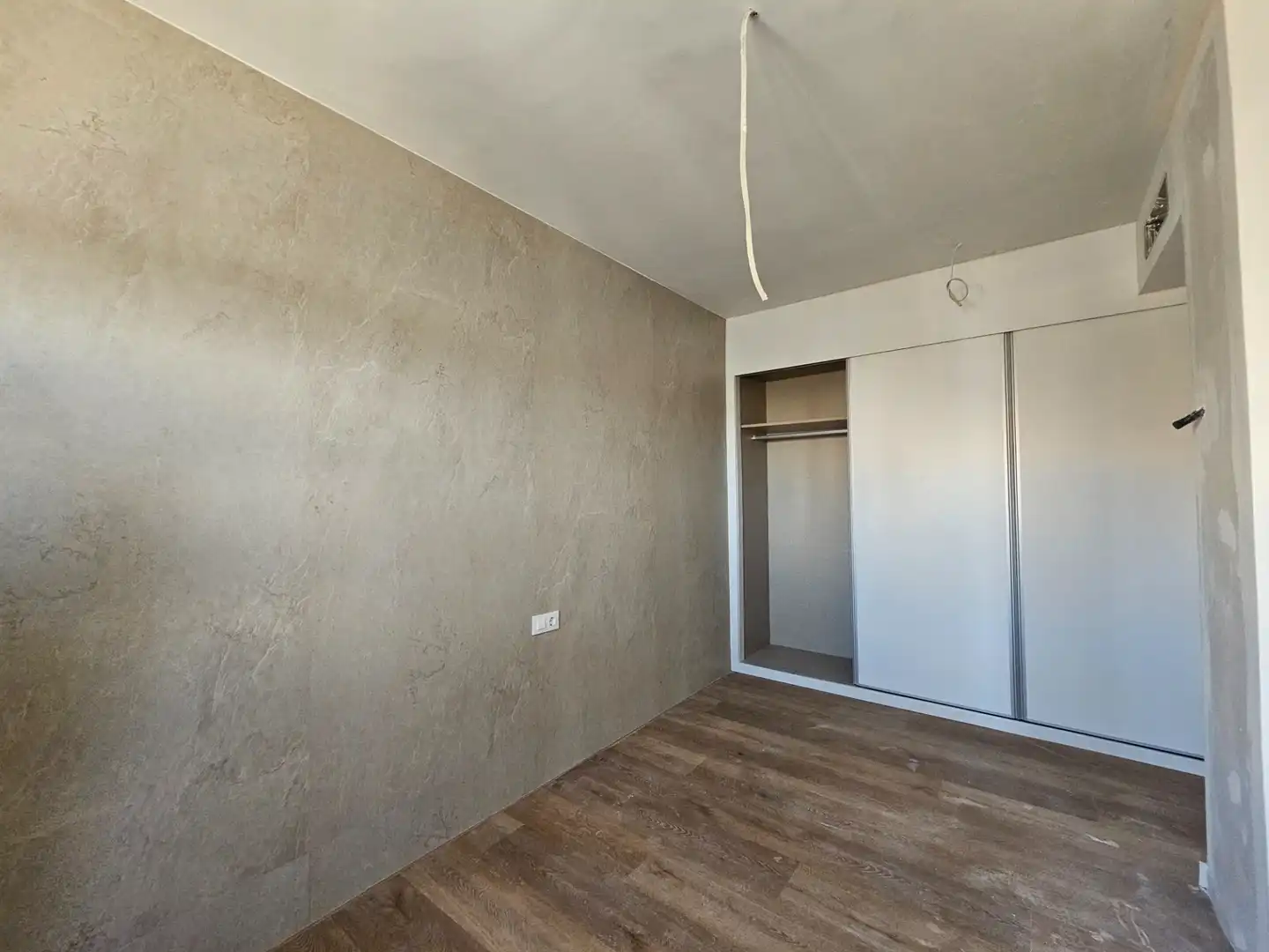 Bedroom of Flat for sale in Tomares  with Air Conditioner, Heating and Parquet flooring