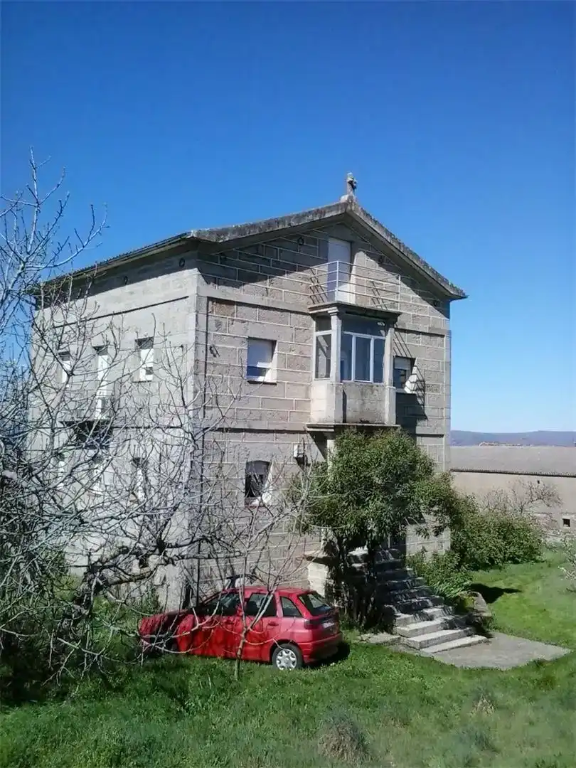 Vista exterior de Residencial en venda en Pinedas, Salamanca