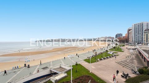 Foto 2 de Piso en venta en Barrio del Centro, Gijón