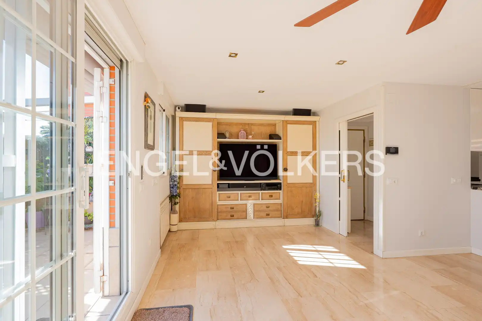 Sala de estar de Ático en venta en Madrid con Aire acondicionado, Calefacción y Jardín privado