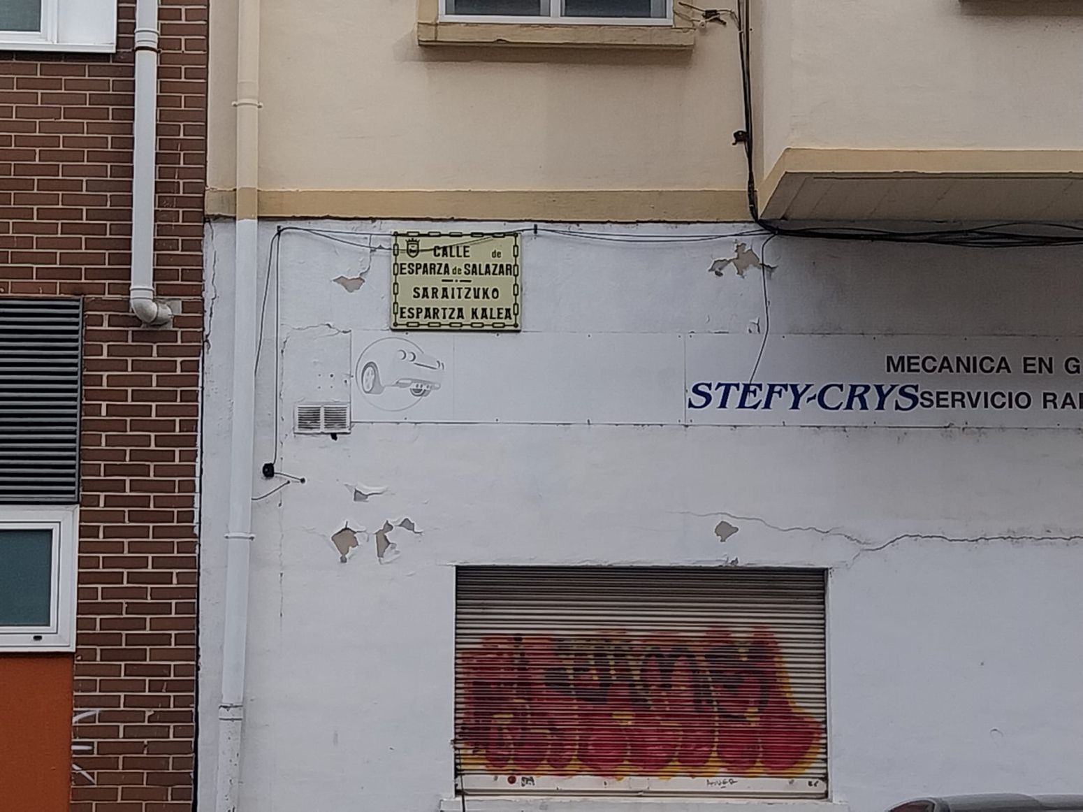 Garaje de alquiler en  Pamplona / Iruña