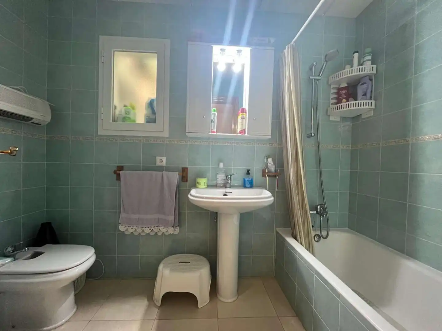 Bany de Apartament en venda en Cuevas del Almanzora amb Aire condicionat, Terrassa i Moblat
