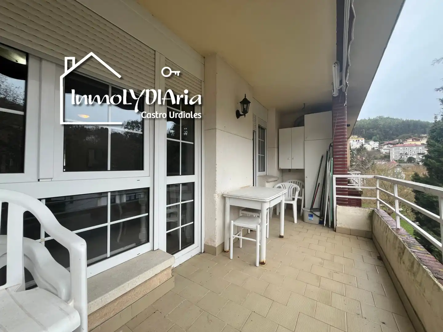 Balcony of Flat for sale in Castro-Urdiales  with Heating, Parquet flooring and Terrace