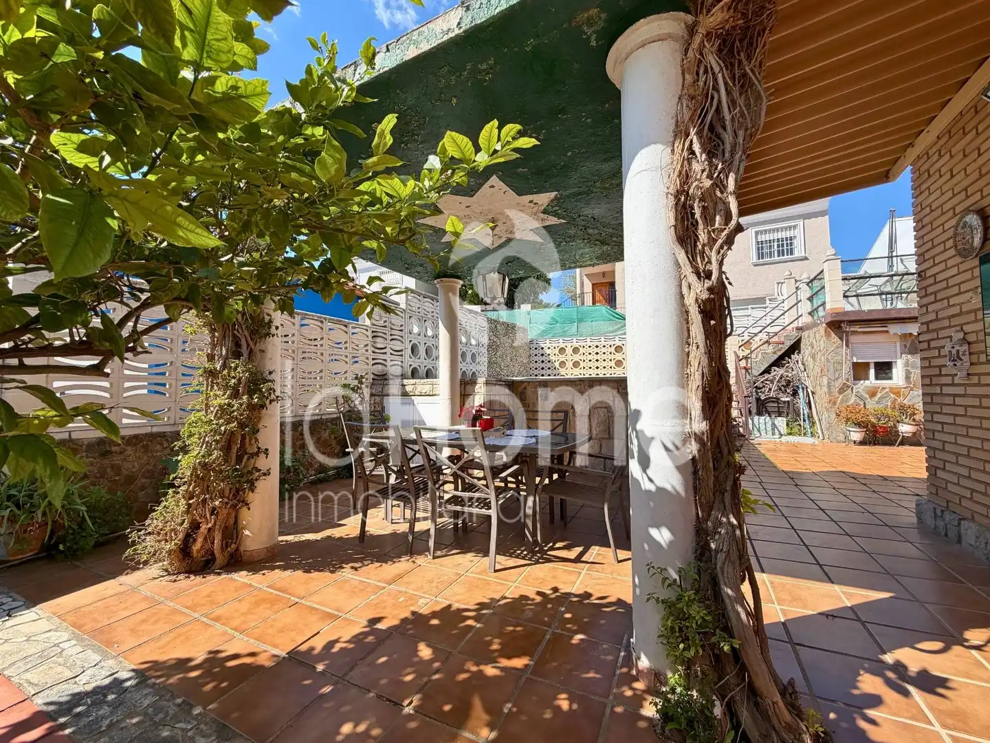Terrasse von Haus oder Chalet zum Verkauf in Paterna mit Klimaanlage, Privatgarten und Terrasse
