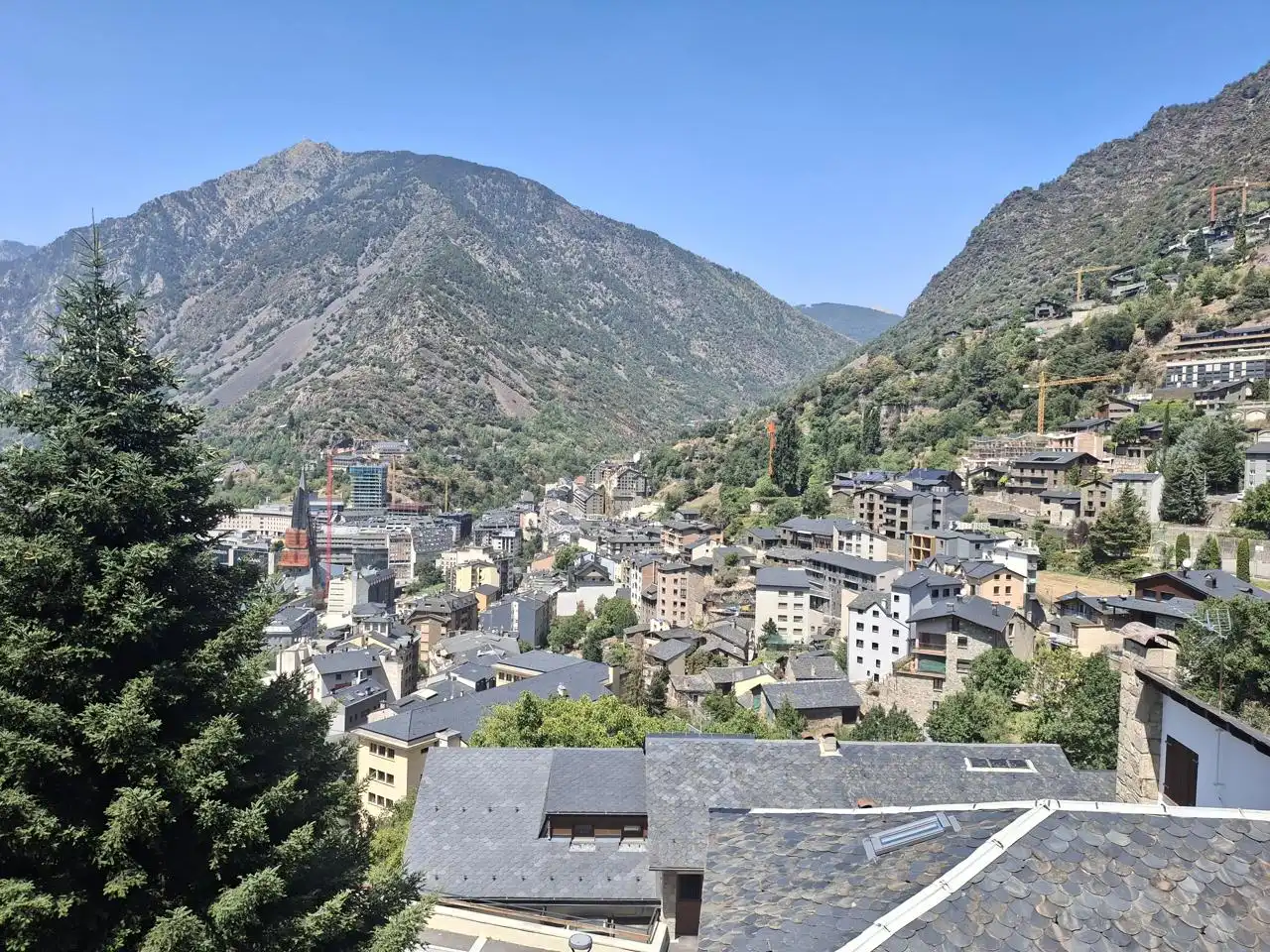 3-bedroom flat for rent in Escaldes-Engordany · 21 of 60