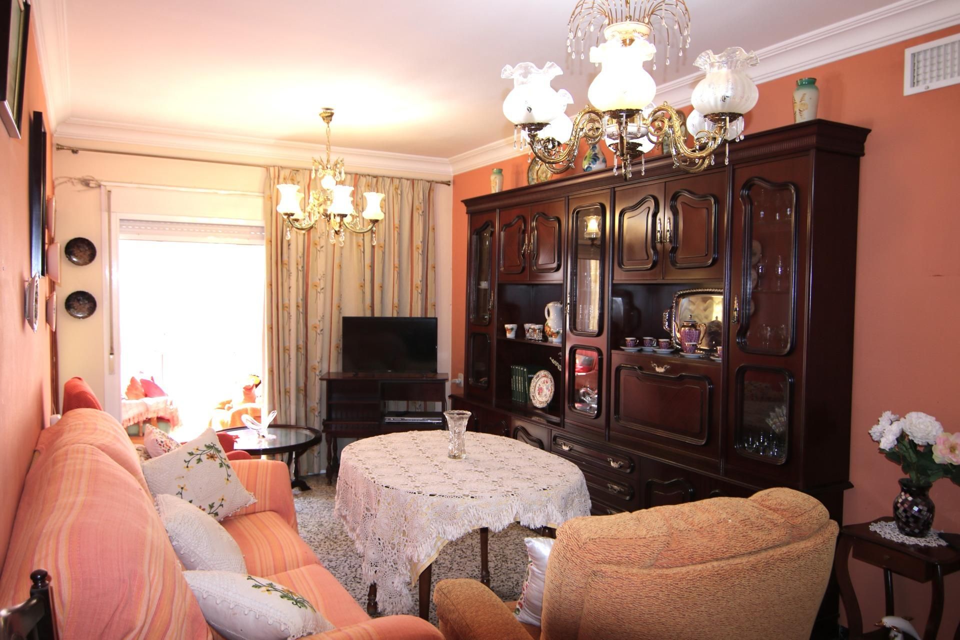 Living room of Apartment for sale in Coín  with Air Conditioner, Heating and Balcony