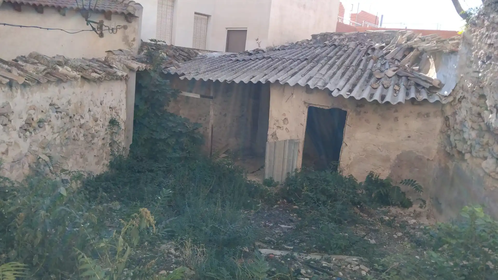 Country homes for sale in Yebra  with Private garden