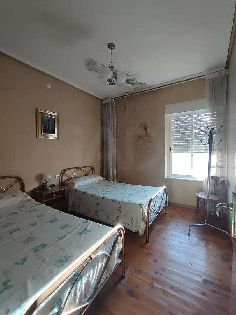 Bedroom of Country homes for sale in Hospital de Órbigo  with Heating