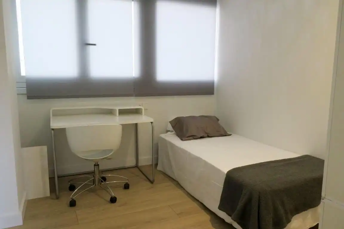 Habitación de Piso en venta en  Pamplona / Iruña con Calefacción