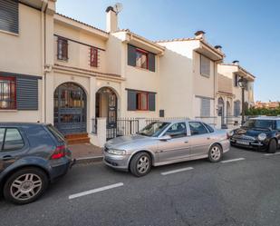 Vista exterior de Casa o xalet en venda en Ávila Capital amb Terrassa