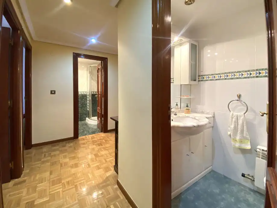 Flat for sale in C. DE QUEJANA, Ariznabarra