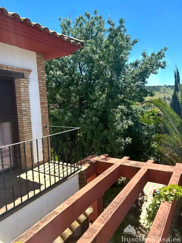 Terrassa de Casa adosada en venda en Linares amb Aire condicionat, Jardí privat i Terrassa