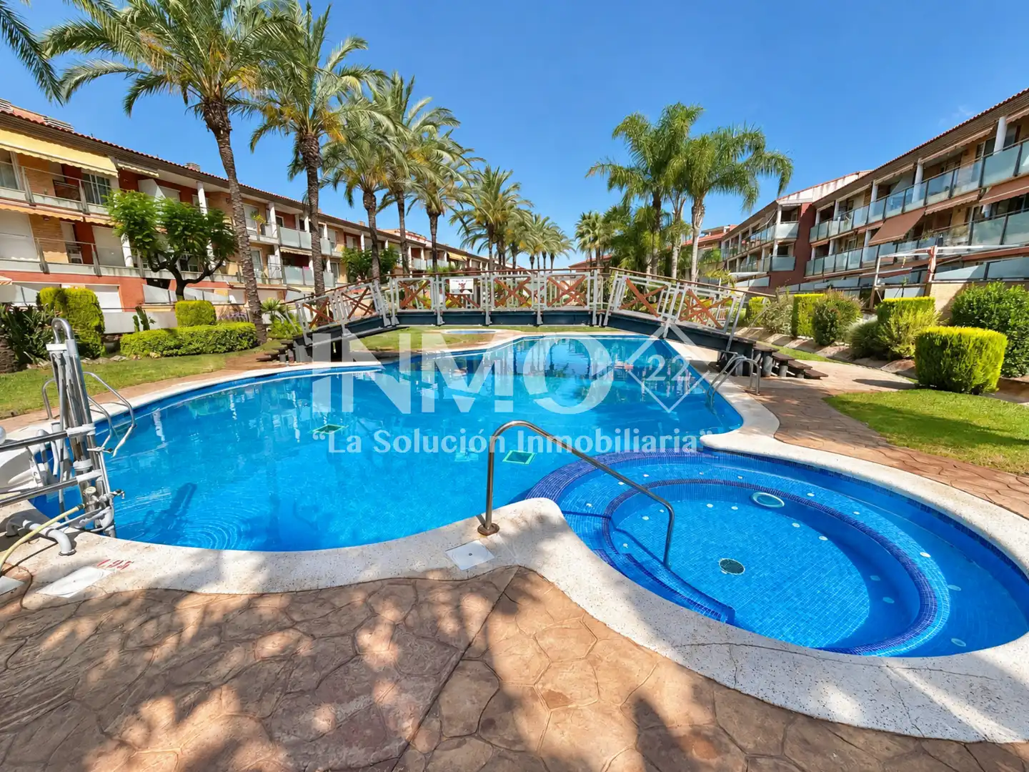 Apartment mit Pool zum Verkauf in Carrer Castell de Tona 14, imagen 2