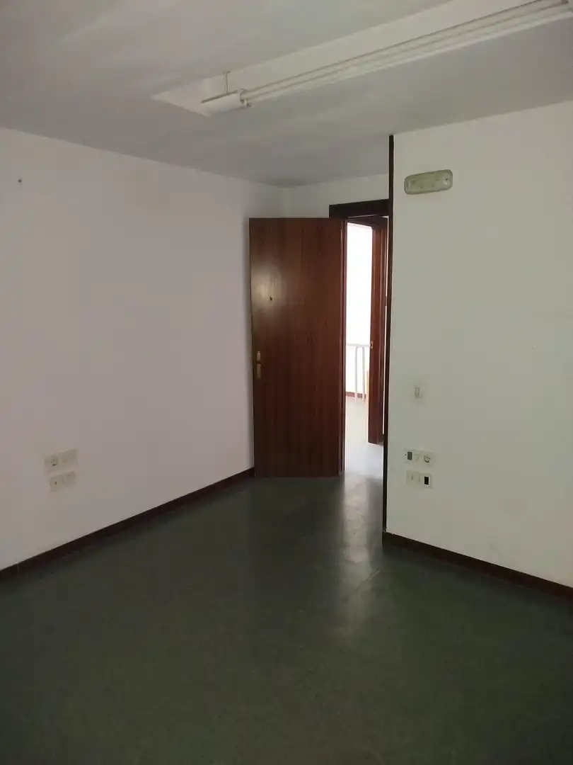 Local de alquiler en Cádiz con Aire acondicionado
