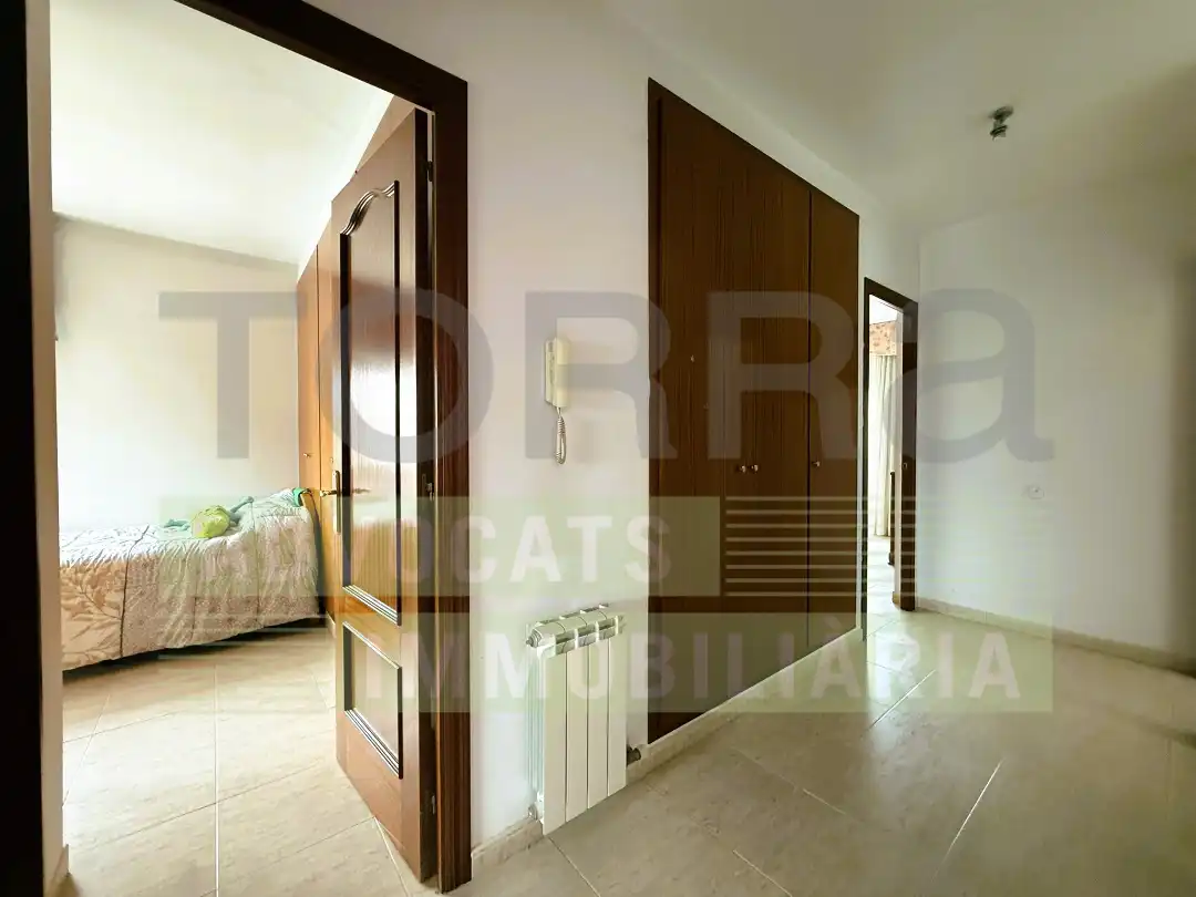 Casa pareada con terraza en venta en Carrer de Josep Tarradellas, imagen 20