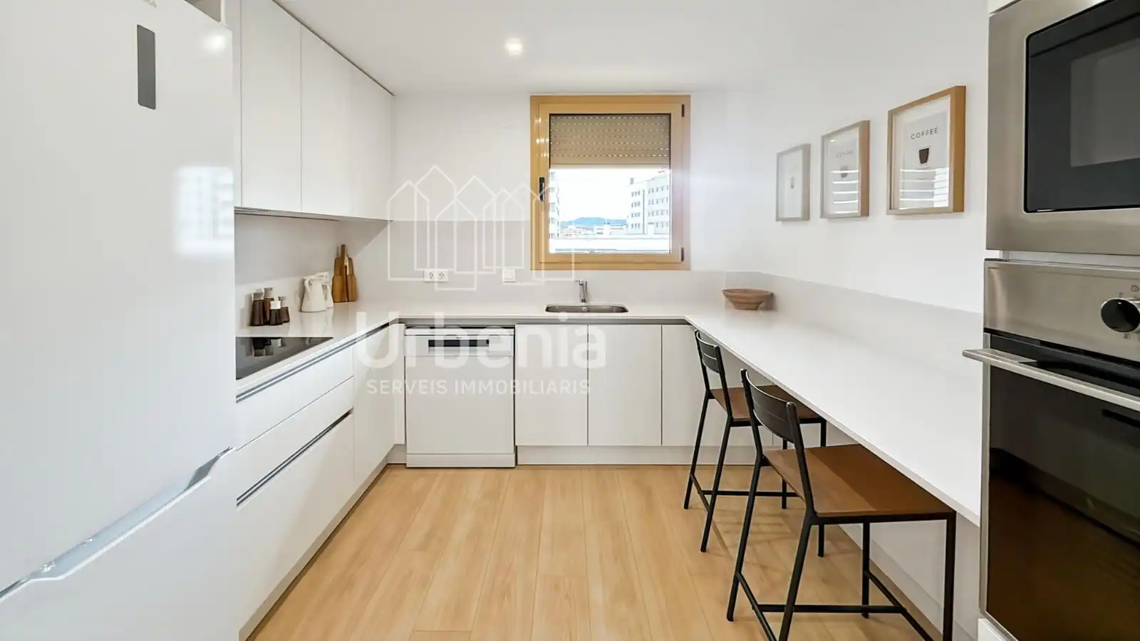Cocina de Piso de alquiler en Badalona con Aire acondicionado, Calefacción y Terraza