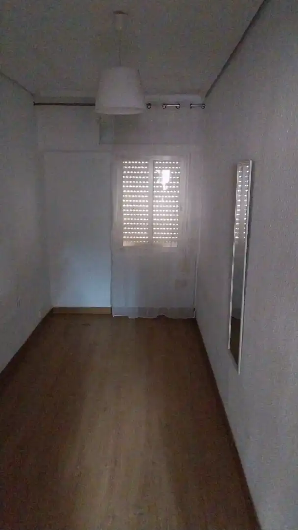 Bedroom of Flat for rent in Valencia  with Furnished, Washing machine and Balcony