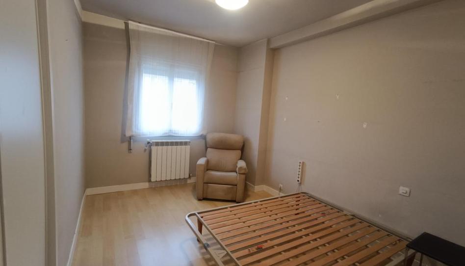 Photo 1 of Apartment to share in Mendebaldea - Ermitagaña, Navarra