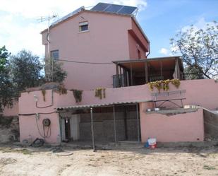 Vista exterior de Finca rústica en venda en Flix amb Aire condicionat, Terrassa i Piscina