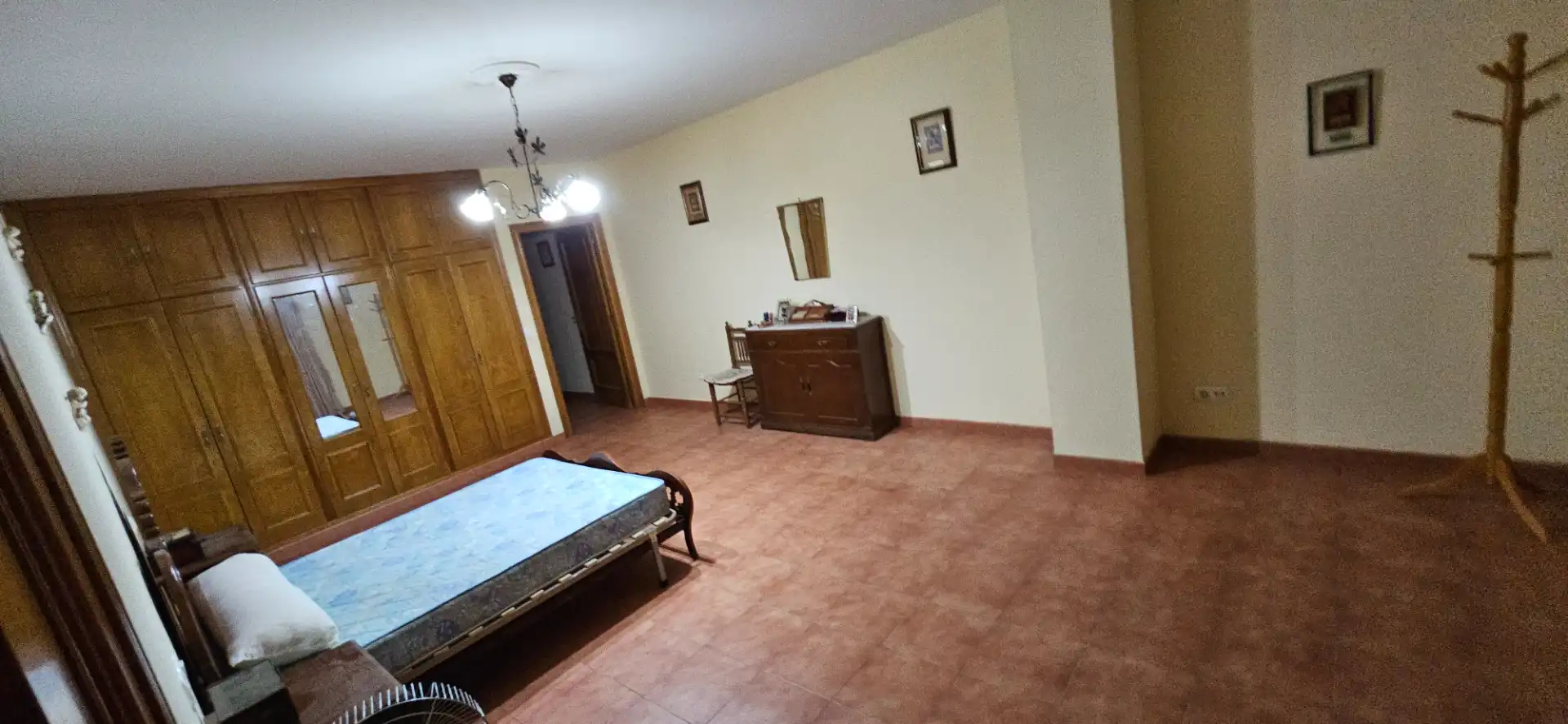Country house zum Verkauf in Perales del Puerto