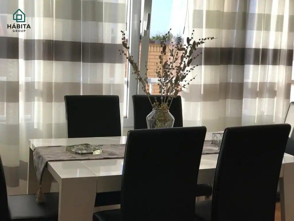 Apartament amb terrassa en venda a Centro, imagen 4