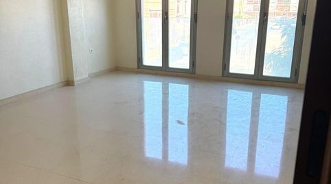 Foto 2 de Piso en venta en Albatera, Alicante
