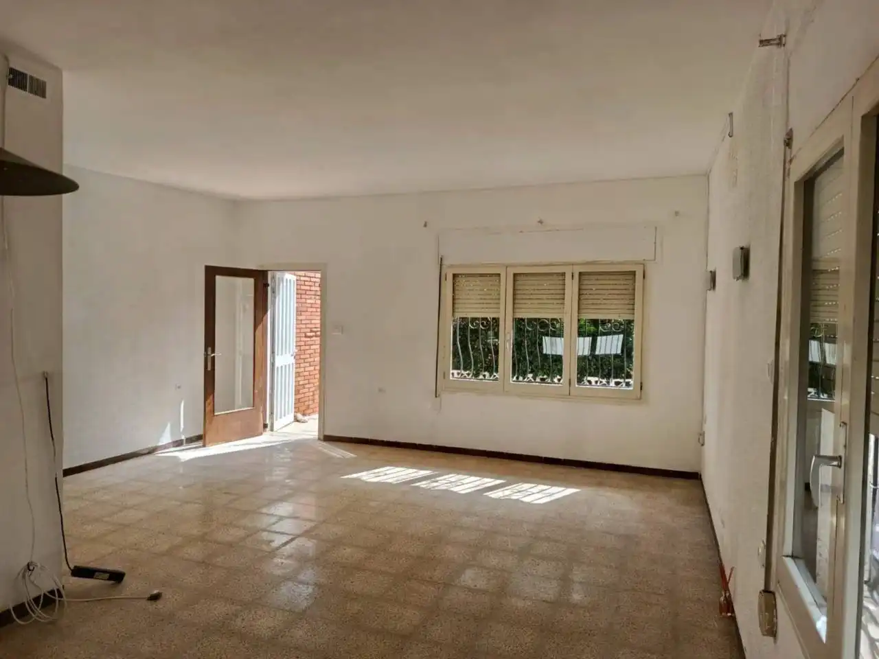 Sala d'estar de Casa o xalet en venda en Vinaròs amb Jardí privat i Terrassa