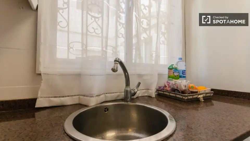 Habitación en El Cabanyal - El Canyamelar