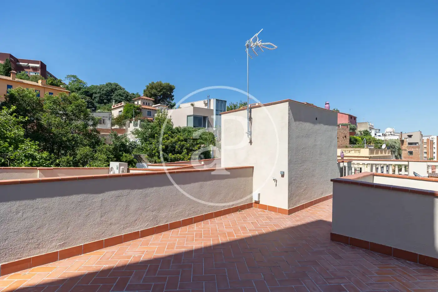 Terrasse von Wohnung zum Verkauf in Barcelona mit Klimaanlage, Heizung und Privatgarten