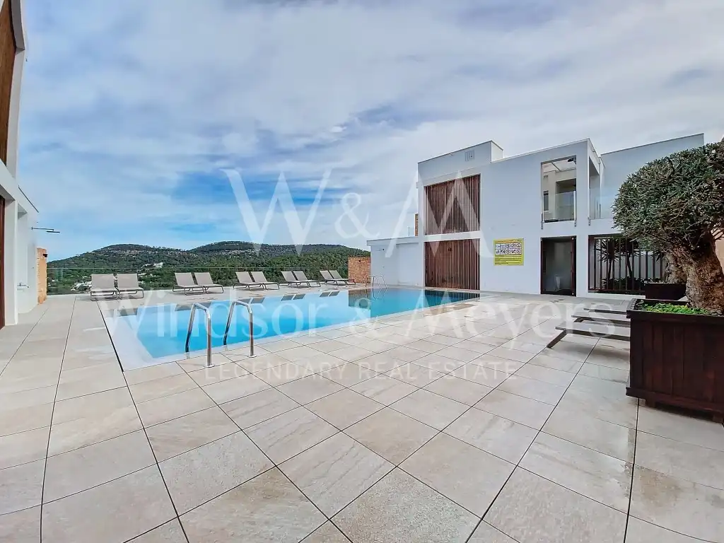 Piscina de Apartament en venda en Sant Josep de sa Talaia amb Aire condicionat, Piscina i Moblat