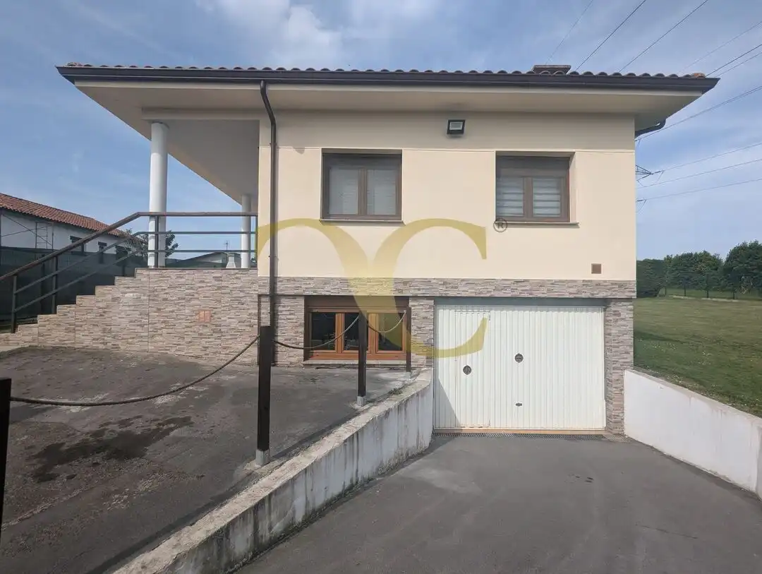 Vista exterior de Casa o chalet en venta en Gijón  con Calefacción, Jardín privado y Terraza